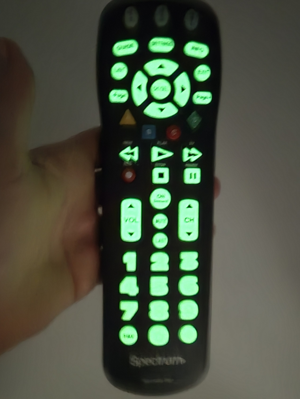 Spectrum Universal Big Button Glow In Dark Remote Control (Model UR3-SR3S-TWC) - Picture 3 of 8